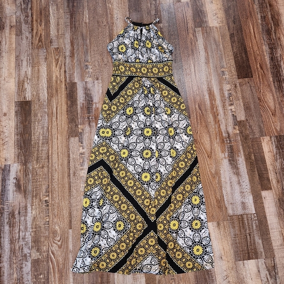 Maggy L Dresses & Skirts - Maggy L Floral Print Maxi Dress Size 6